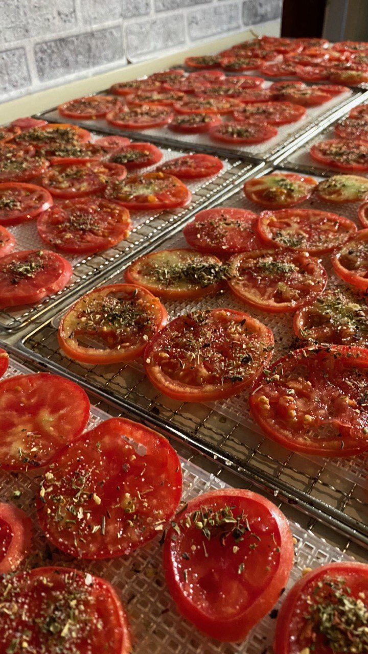 Tomato chips