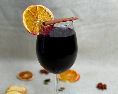 Spices <br />for mulled wine